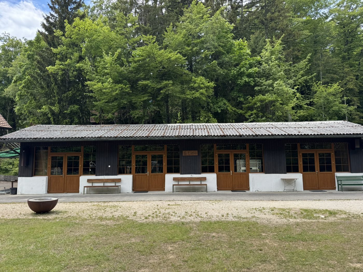 La salle des fêtes Les Cytises, bâtiment annexe